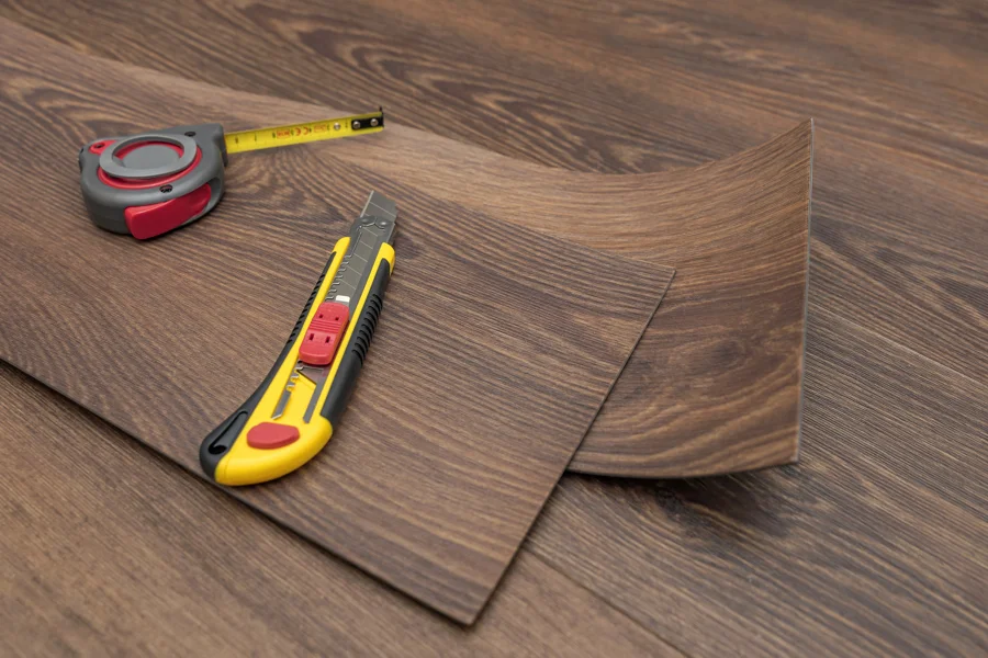 How to Install Vinyl Flooring in Tularosa, NM